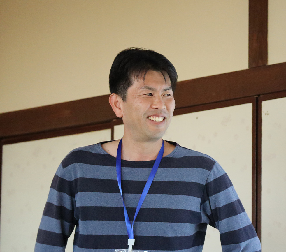 榮 純平さん