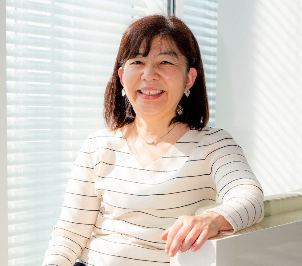 福井 容子